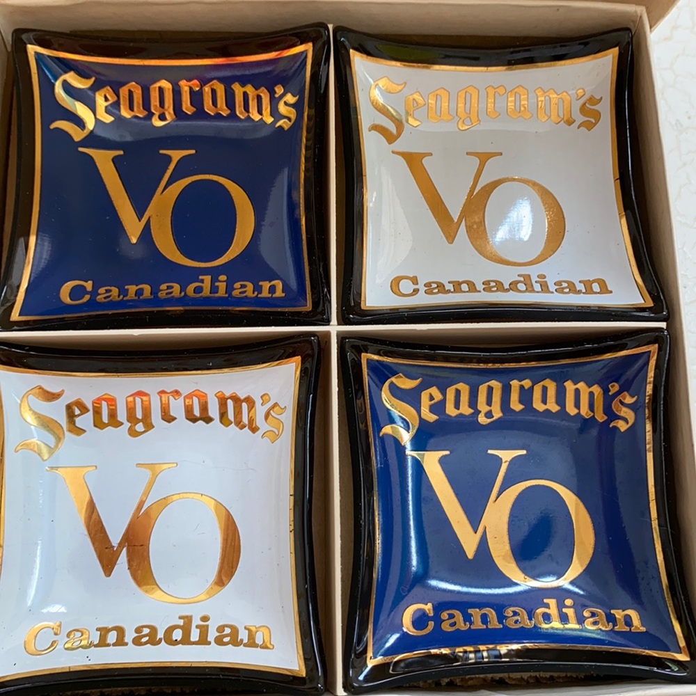 Vintage Seagram’s Canadian Whiskey cocktail dishes in original box.